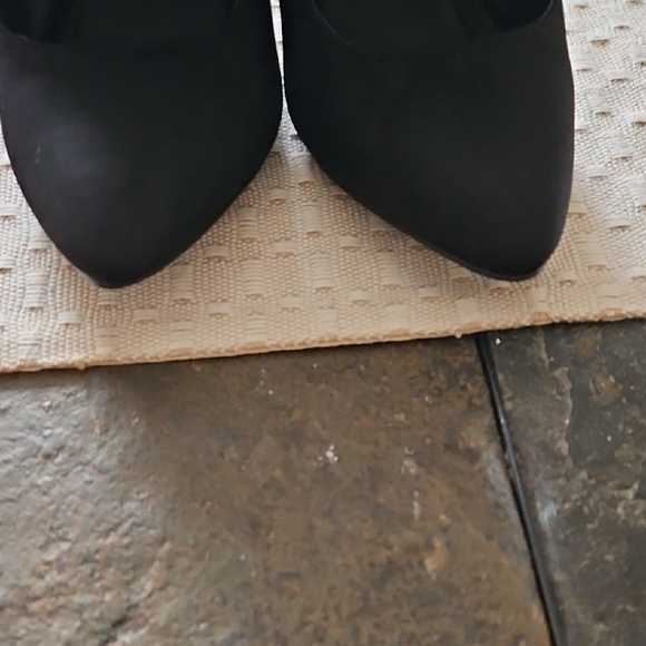 Charlotte Russe Elegant Black Heels - Picture 7 of 10